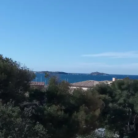 Apartment Domaine De La Coudouliere, T2 Climatise Terrasse Vue Sans Vis A Vis A 100m Six-Fours-les-Plages